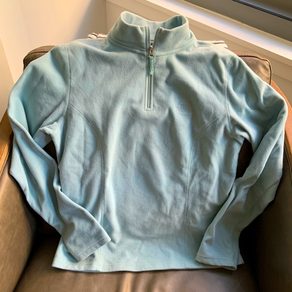 North Face slim fleece 1/4 zip pullover